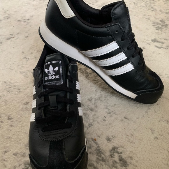 Adidas Samoas - Picture 3 of 3